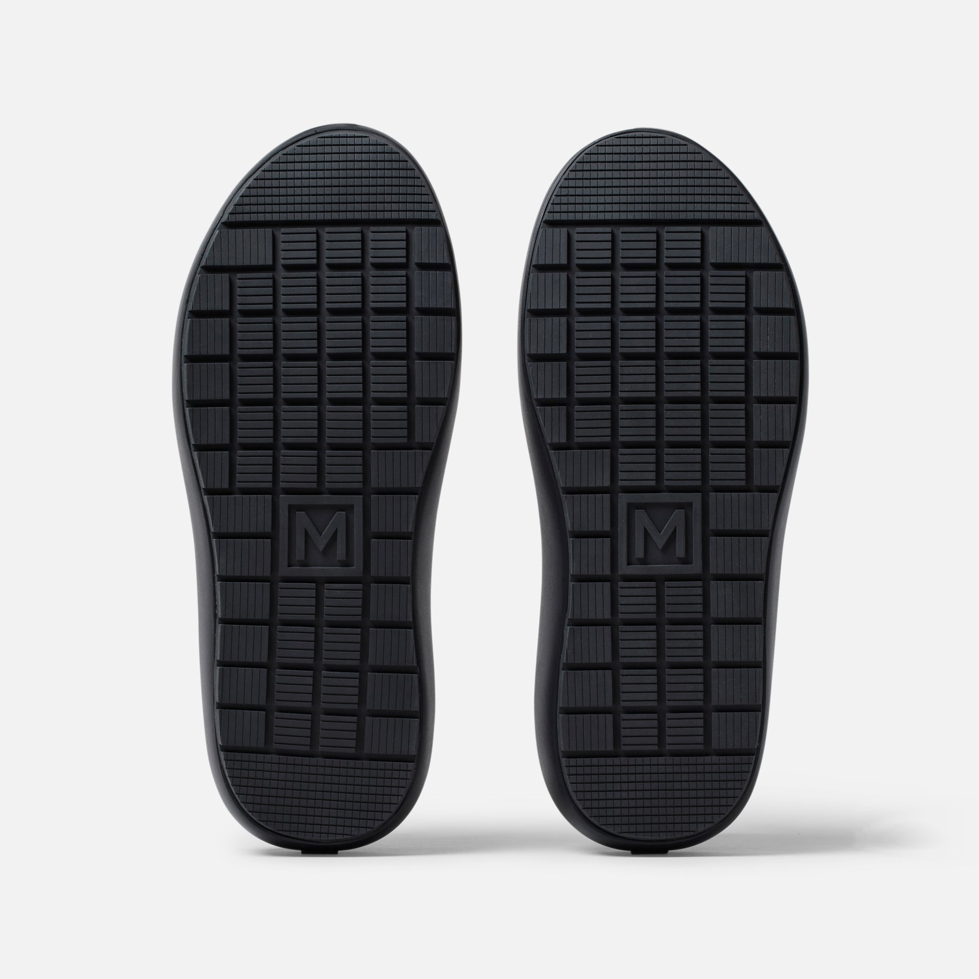 MISE All Day black kitchen shoe outsole view